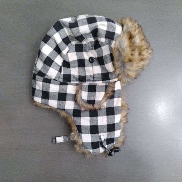 Black & White Buffalo Plaid Aviator Hat w/ Fur Accent - Picture 2 of 6